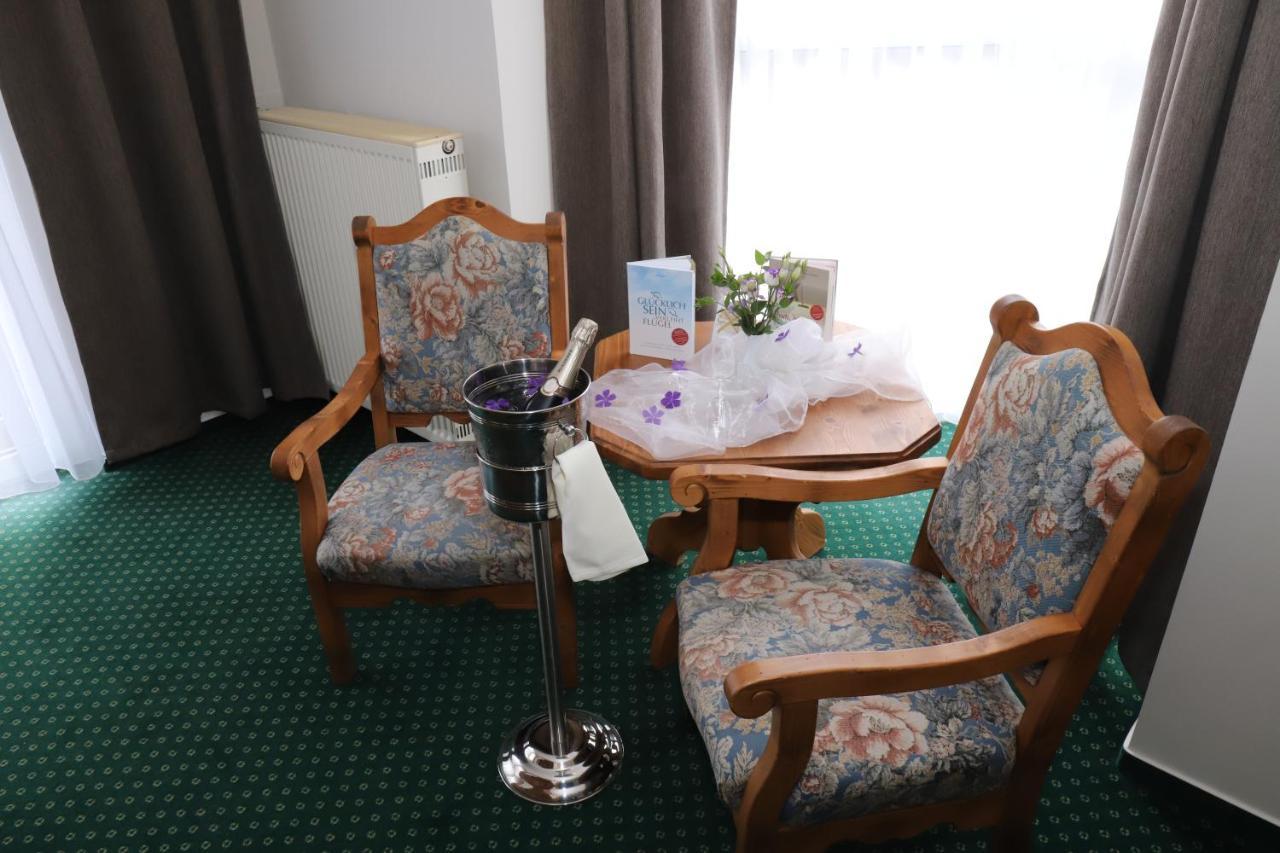 Panoramahotel & Restaurant Am Marienturm رودولشتات المظهر الخارجي الصورة